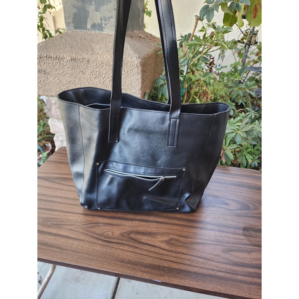 Bath & Body Works Black Tote Bag NWT Large Faux Leather Front Zip Pocket $48